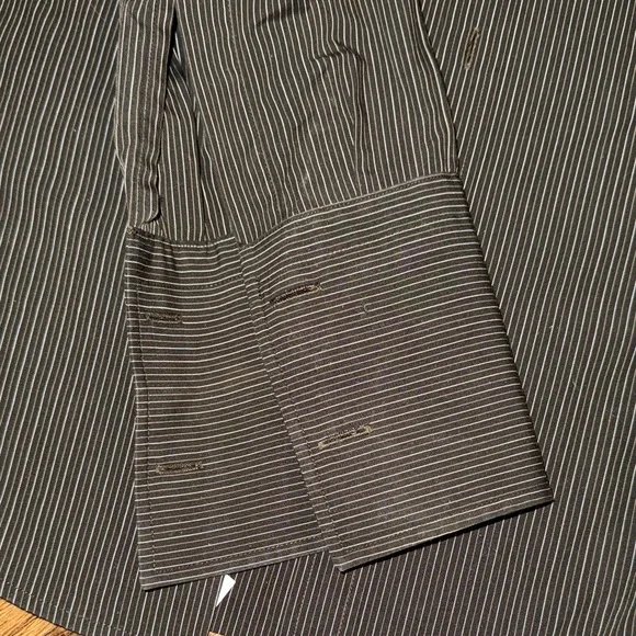 BOSS Hugo Boss Men's Brown Long Sleeve Pinstripe Button-Down Shirt - Picture 3 of 3